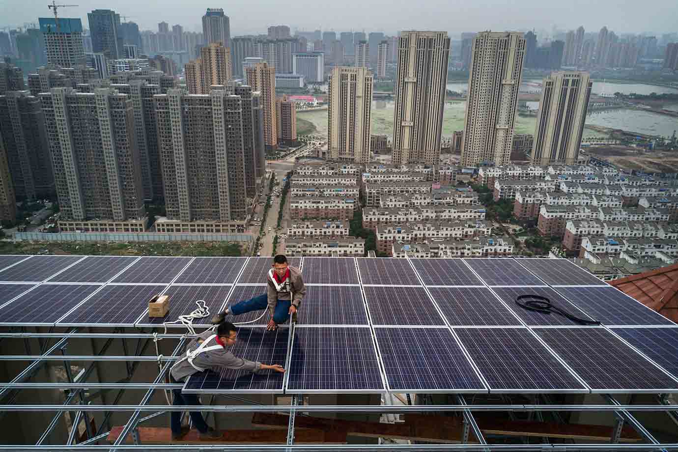 No momento, você está visualizando China impulsiona expansão da energia solar no mundo