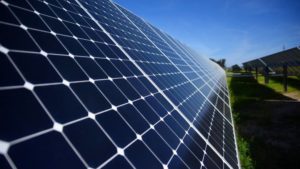 Leia mais sobre o artigo ENERGIA SOLAR FOTOVOLTAICA ATINGE MARCA HISTÓRICA DE 500 MW EM MICROGERAÇÃO E MINIGERAÇÃO DISTRIBUÍDA NO BRASIL